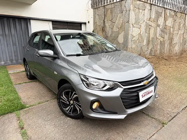 Carro Chevrolet Onix 2025 LT 1.0