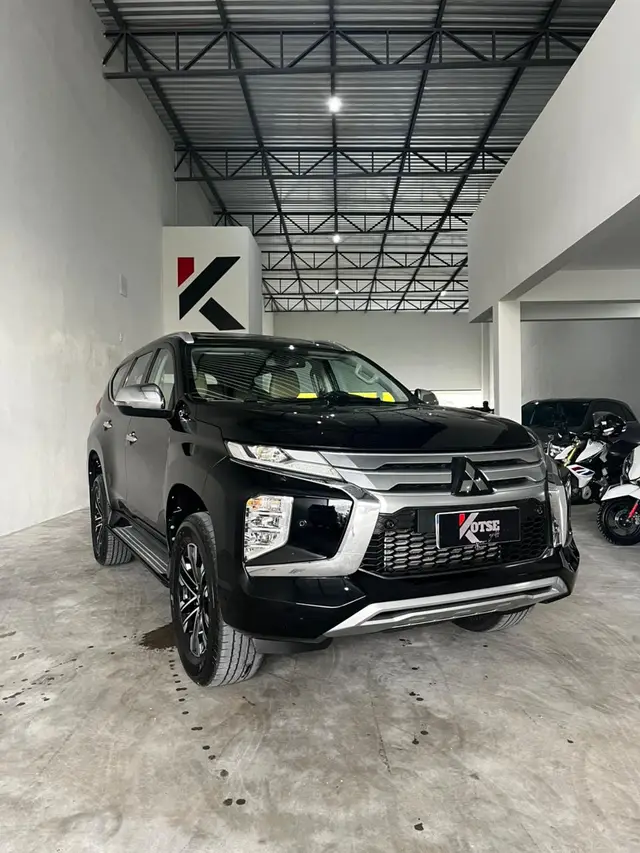 Carro Mitsubishi Pajero Sport 2021 2.4 DI-D HPE-S (Aut) 4x4