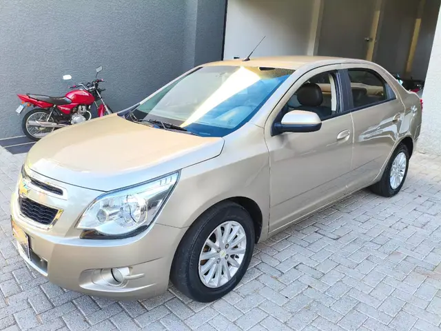 Carro Chevrolet Cobalt 2015 LTZ 1.4 8V (Flex)