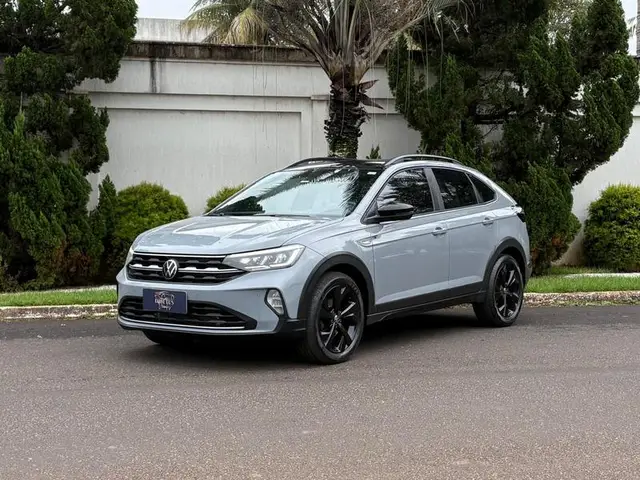 Carro Volkswagen Nivus 2023 Highline 200 TSI