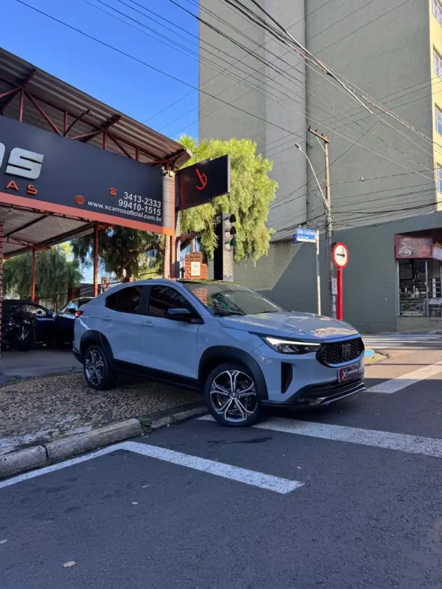 Carro Fiat Fastback 2025 Impetus T200 Hybrid