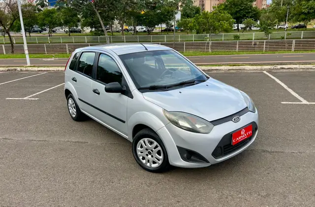 Carro Ford Fiesta Hatch 2013 Rocam Pulse 1.0 (Flex)