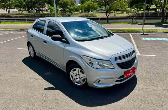 Carro Chevrolet Onix 2018 1.0 Joy SPE/4
