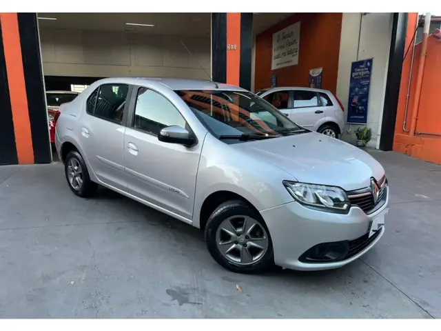 Carro Renault Logan 2017 Expression 1.6 16V SCe (Flex)