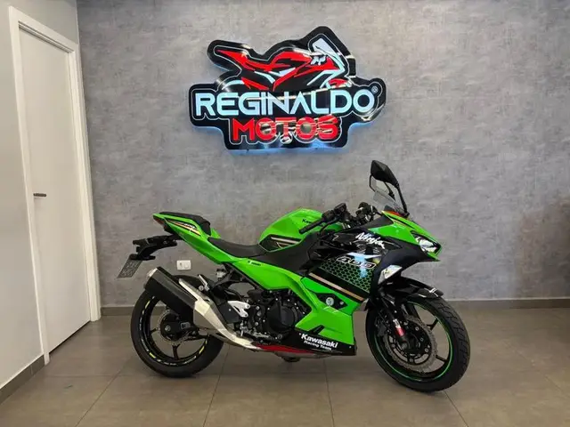 Moto Kawasaki Ninja 2020 400