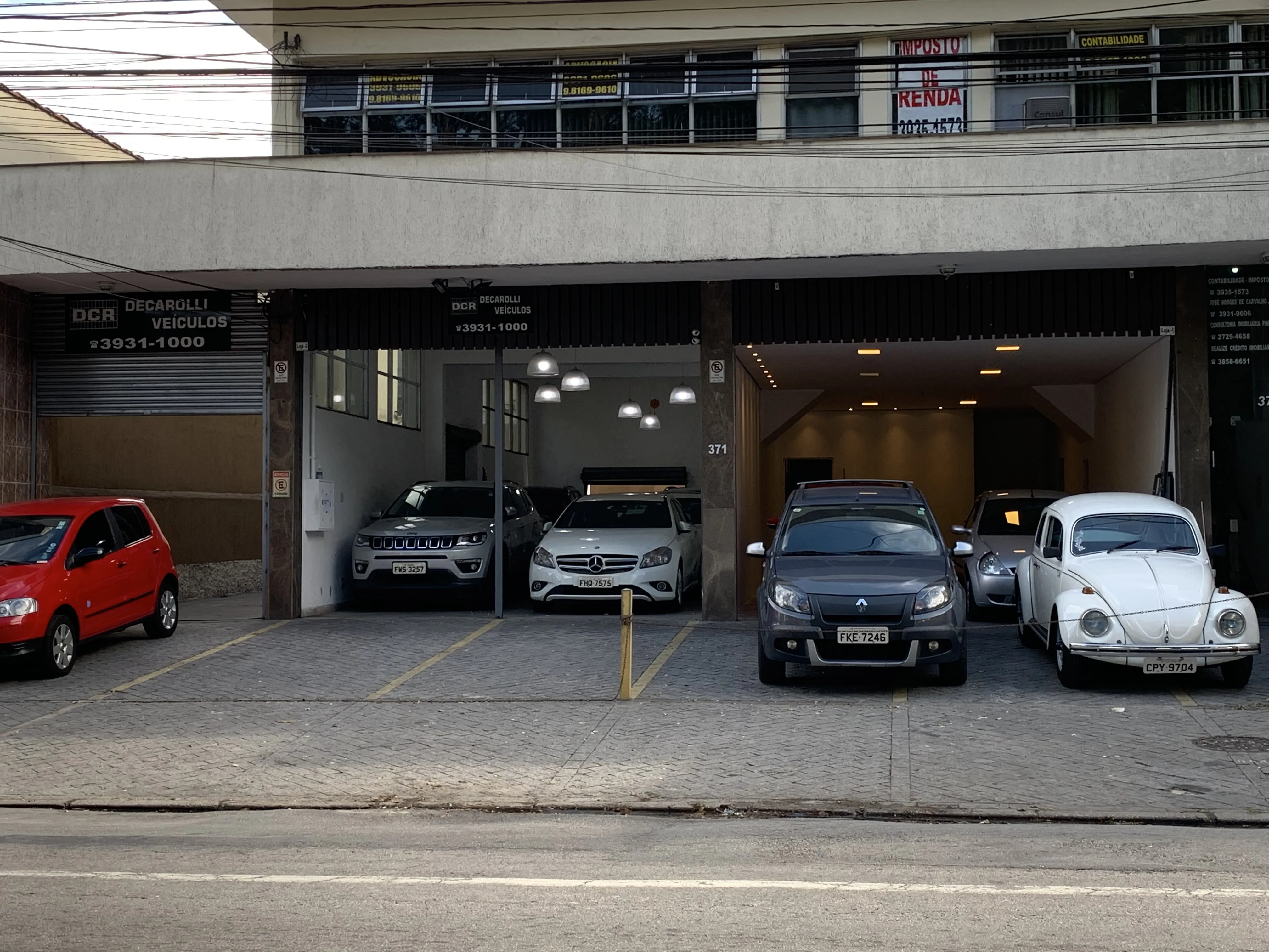 Fachada da loja Dcr Decarolli Veiculos - São Paulo - SP
