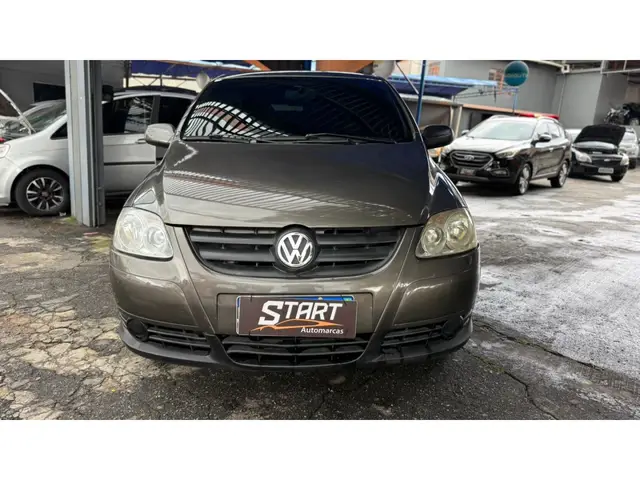 Carro Volkswagen Fox 2009 Route 1.6 8V (Flex)