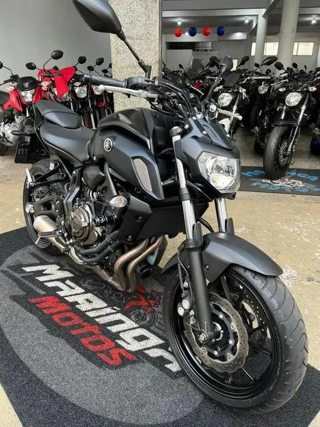 Moto Yamaha MT-07 2025 ABS