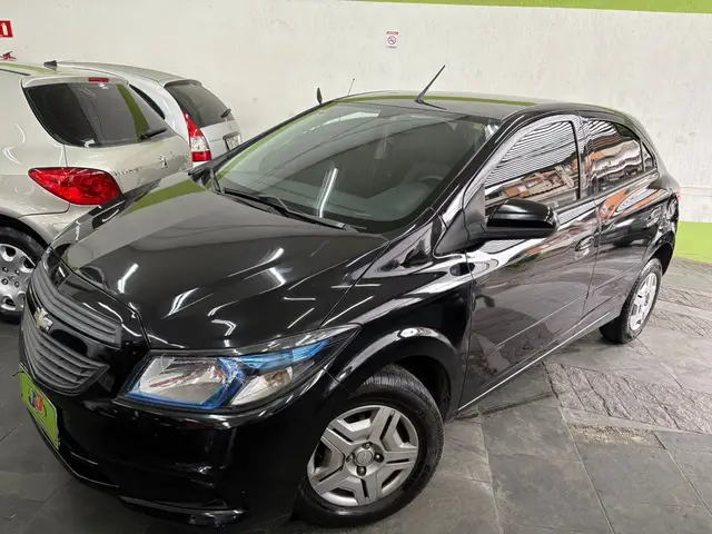 Carro Chevrolet Onix 2015 1.0 LS SPE/4