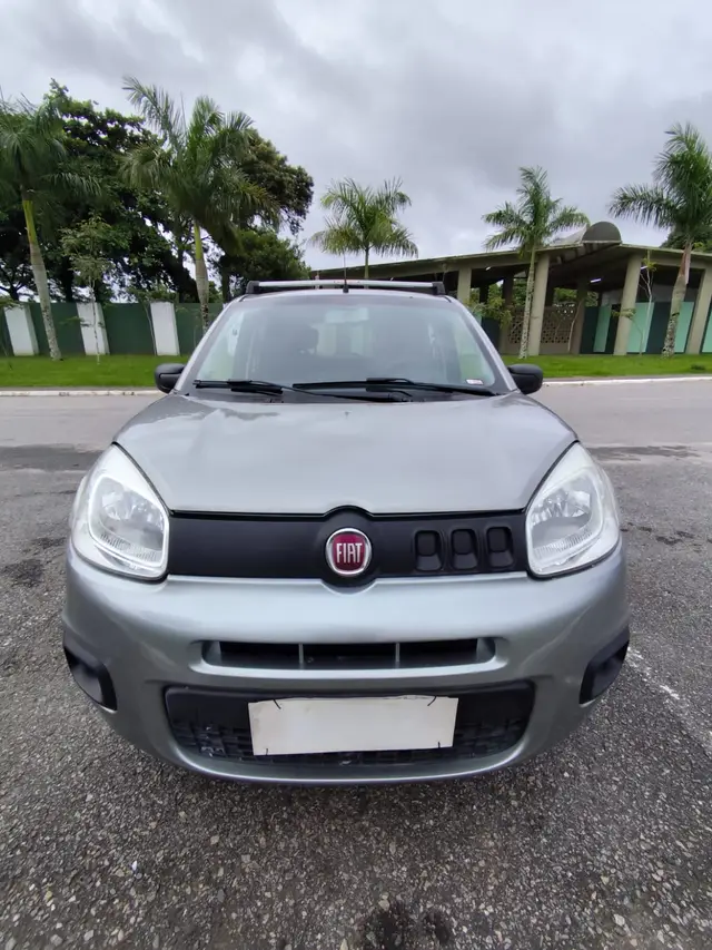 Carro Fiat Uno 2016 Attractive 1.0 (Flex) 4p
