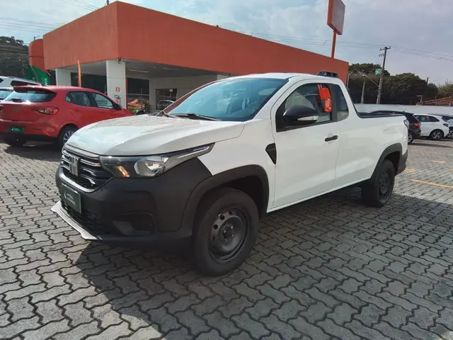 Carro Fiat Strada 2025 Endurance 1.3 Flex 8V CS