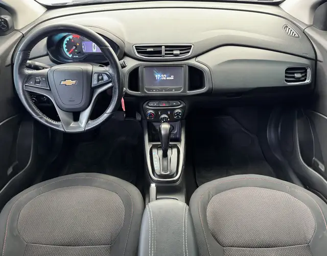 Carro Chevrolet Onix 2015 1.4 LTZ SPE/4 (Aut)