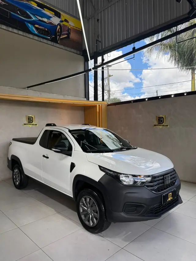 Carro Fiat Strada 2025 Endurance 1.3 Flex 8V CS