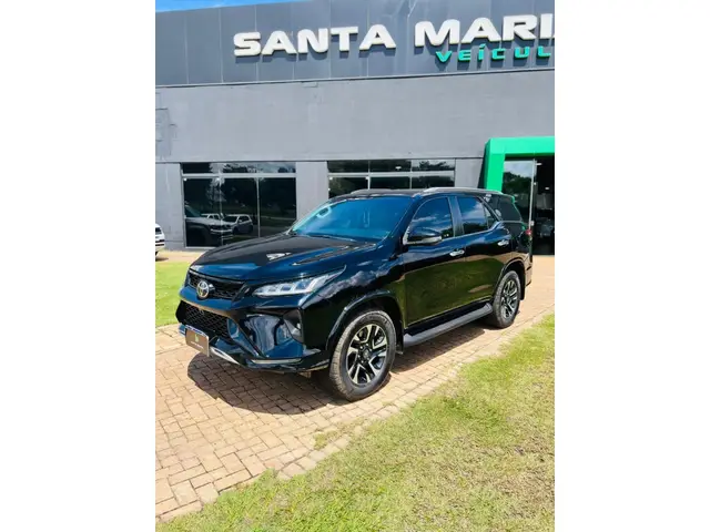 Carro Toyota SW4 2019 2.8 TDI SRX 5L 4x4 (Aut)