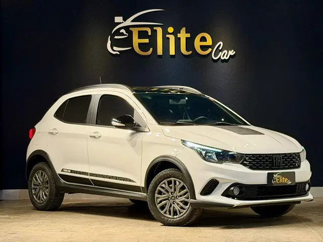 Carro Fiat Argo 2021 Trekking 1.3 (Flex)