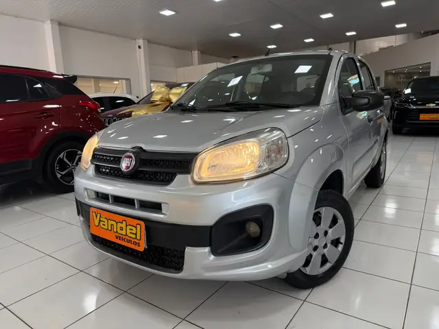 Carro Fiat Uno 2017 Attractive 1.0 (Flex) 4p