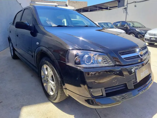Carro Chevrolet Astra Hatch 2009 Advantage 2.0 (Flex)