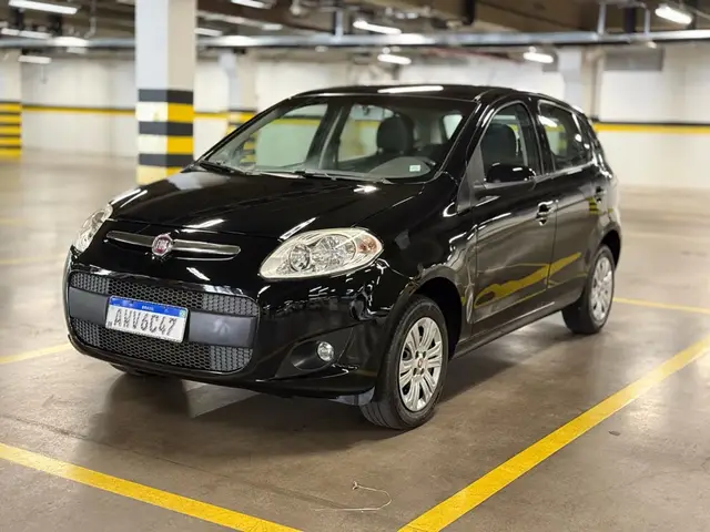 Carro Fiat Palio 2013 Attractive 1.0 8V (Flex)