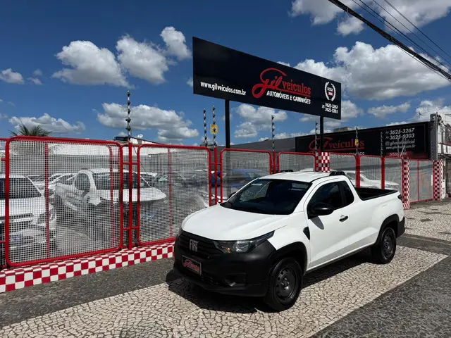 Carro Fiat Strada 2023 Endurance 1.4 Cabine Plus (Flex)