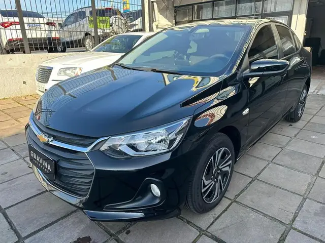 Carro Chevrolet Onix Plus 2024 LT 1.0