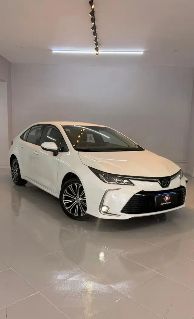 Carro Toyota Corolla 2023 XEi 2.0 Flex