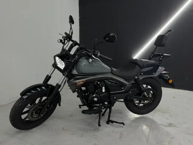 Moto Shineray Iron 250 2025 EFI