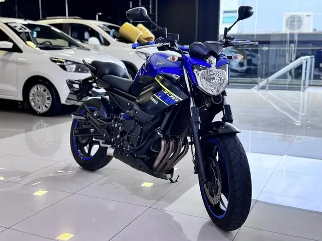 Moto Yamaha XJ6 N 2019 XJ6 N 600 (ABS)