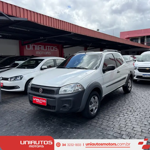 Carro Fiat Strada 2015 Working 1.4 (Flex) (Cabine Dupla)