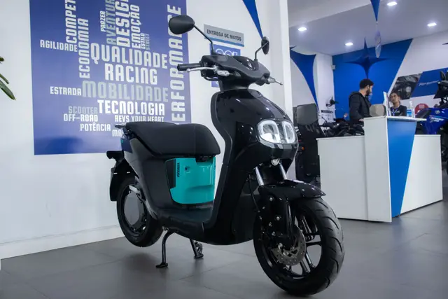 Moto Yamaha Neo's 2026 Connected