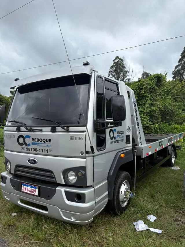 Caminhão Ford Cargo 816 2015 816