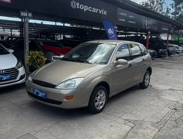 Carro Ford Focus Hatch 2003 GL 1.8 16V