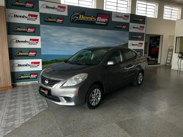Carro Nissan Versa 2012 1.6 16V SV (Flex)