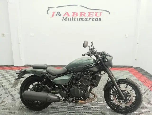 Moto Kawasaki Eliminator 500 2025 SE