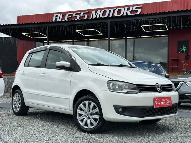 Carro Volkswagen Fox 2013 1.0 VHT (Flex) 4p