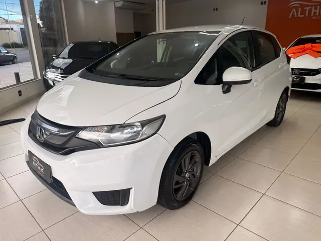 Carro Honda Fit 2015 1.5 16v LX (Flex)