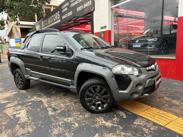 Carro Fiat Strada 2014 Adventure 1.8 16V (Flex) (Cabine Estendida)