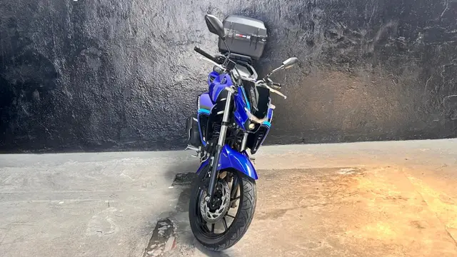 Moto Yamaha Fazer FZ25 2025 Connected