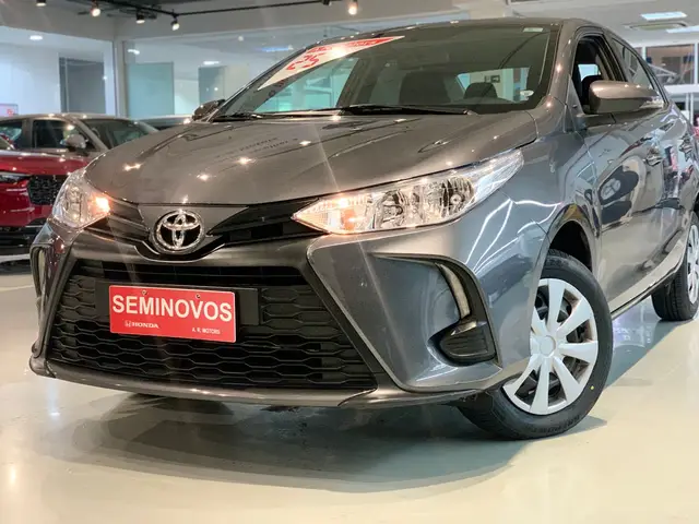Carro Toyota Yaris Sedan 2025 XL 1.5 (Flex) (Aut)