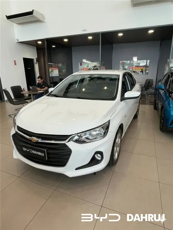 Carro Chevrolet Onix 2025 LTZ 1.0 Turbo (Aut.)