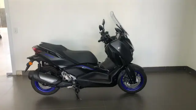 Moto Yamaha XMax 2026 300 Connected