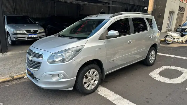 Carro Chevrolet Spin 2014 LTZ 7S 1.8 (Flex) (Aut)