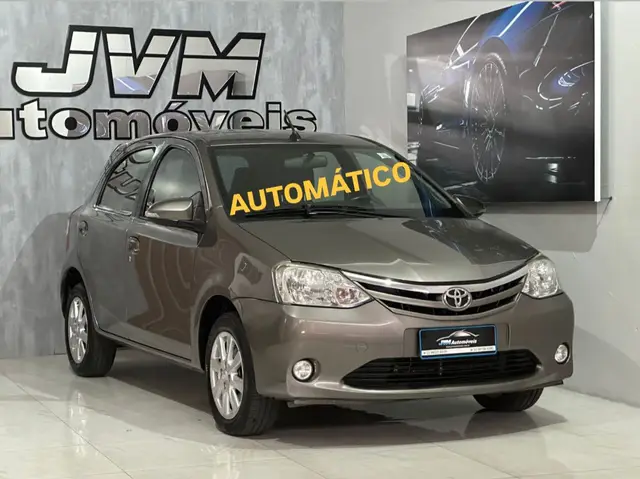 Carro Toyota Etios 2017 XLS 1.5 (Aut) (Flex)