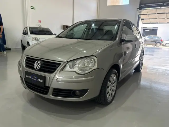 Carro Volkswagen Polo Sedan 2012 1.6 8V (Flex)