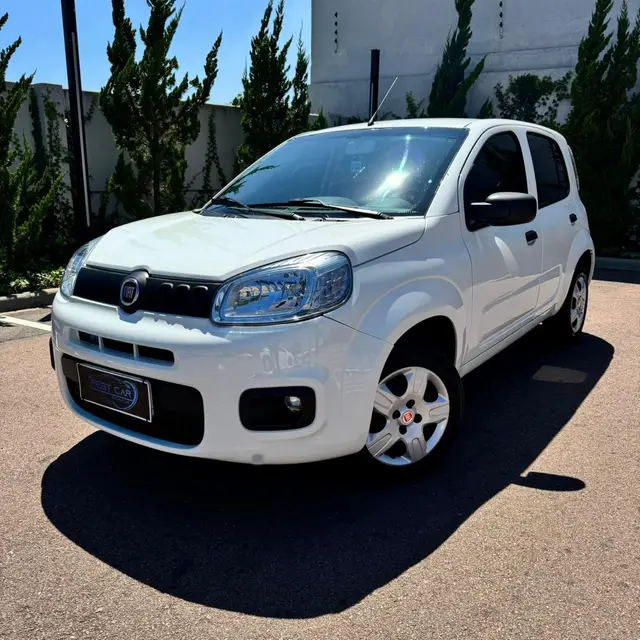 Carro Fiat Uno 2015 Attractive 1.0 8V (Flex) 4p