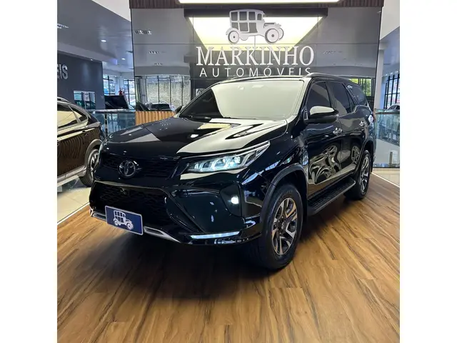 Carro Toyota SW4 2022 Diamond  2.8 turbodiesel 7L 4x4 (Aut)