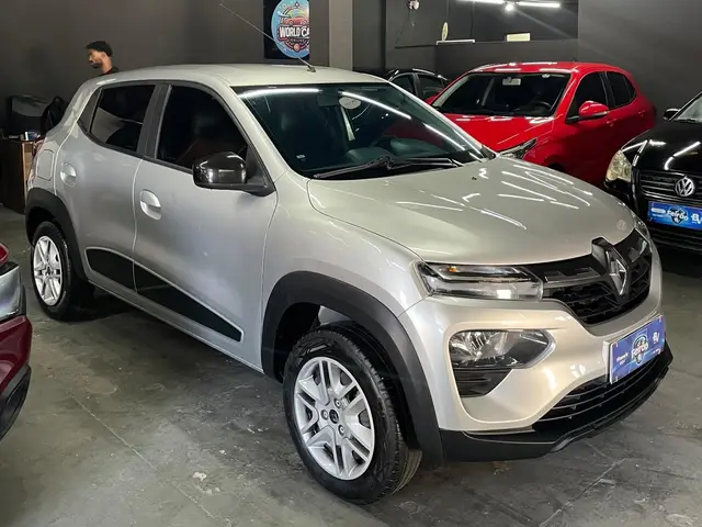 Carro Renault Kwid 2023 Intense 1.0 12v SCe (Flex)