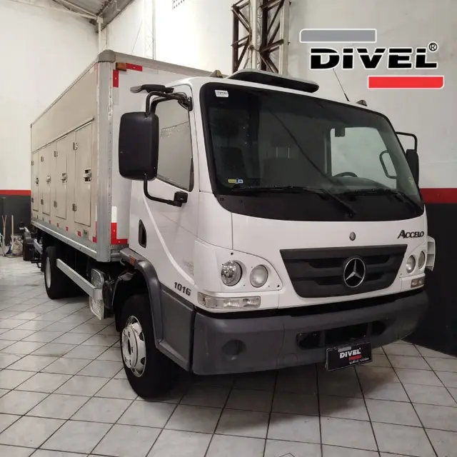 Caminhão Mercedes-Benz Accelo 2018 1016/37