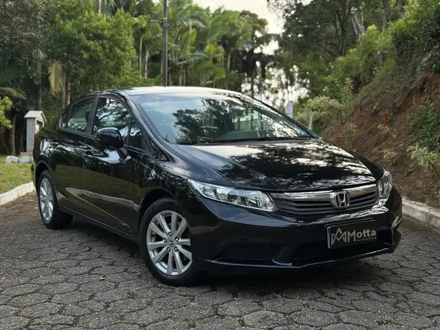 Carro Honda Civic 2014 New  LXS 1.8 16V i-VTEC (Flex)