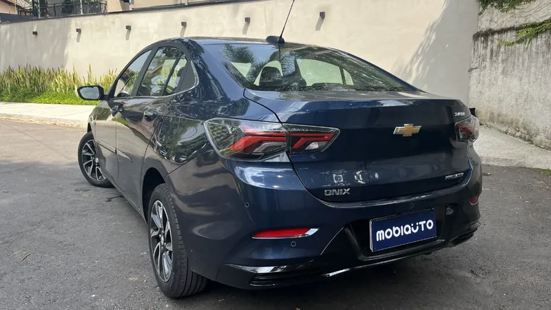 Chevrolet Onix Plus Premier 2026: versão mais equipada faz mais de 18 km/l?