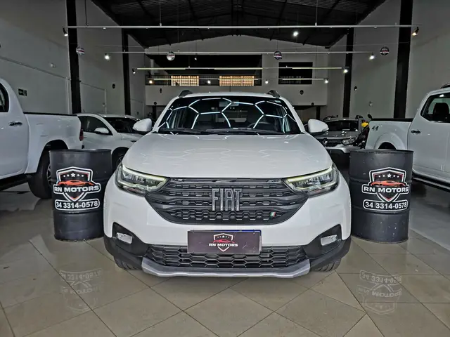 Carro Fiat Strada 2023 Volcano 1.3 CD (Flex)